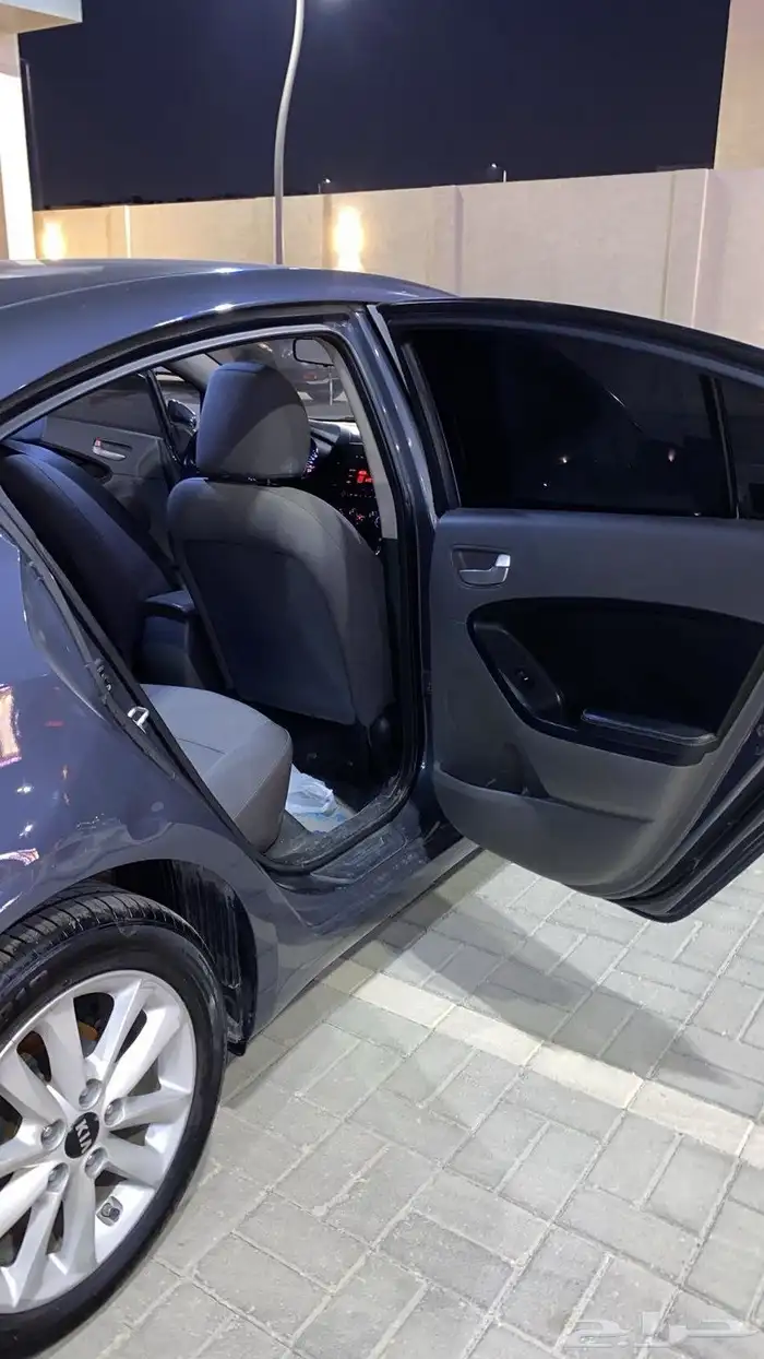 سيراتو كيا 2017 للبيع 10