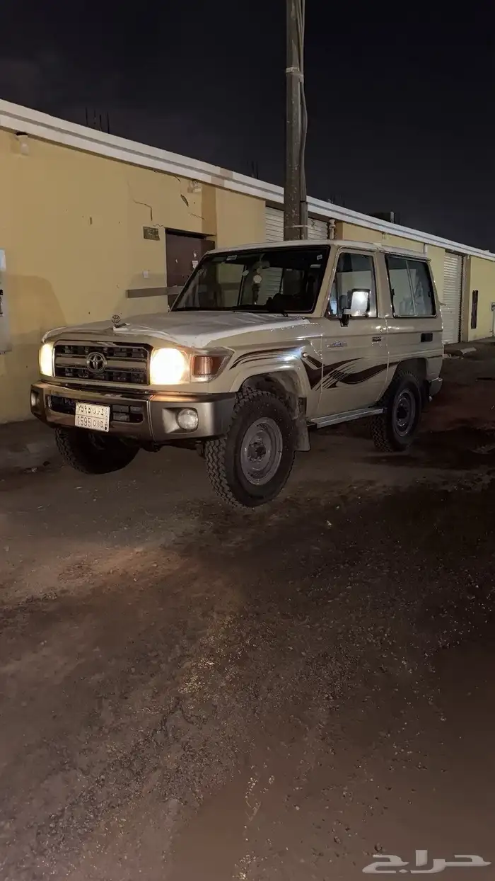 للبيع جيب ربع 2