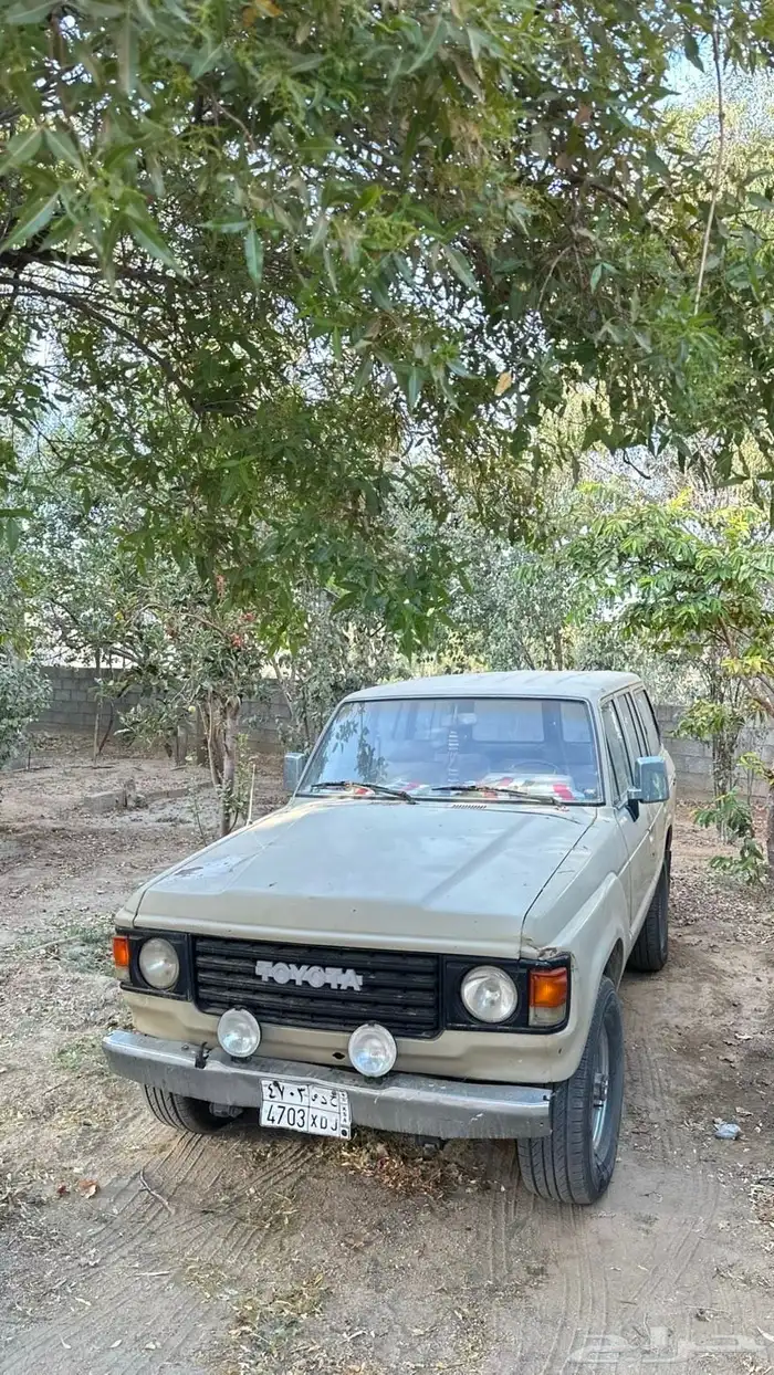 لاندكروزر موديل 83 0