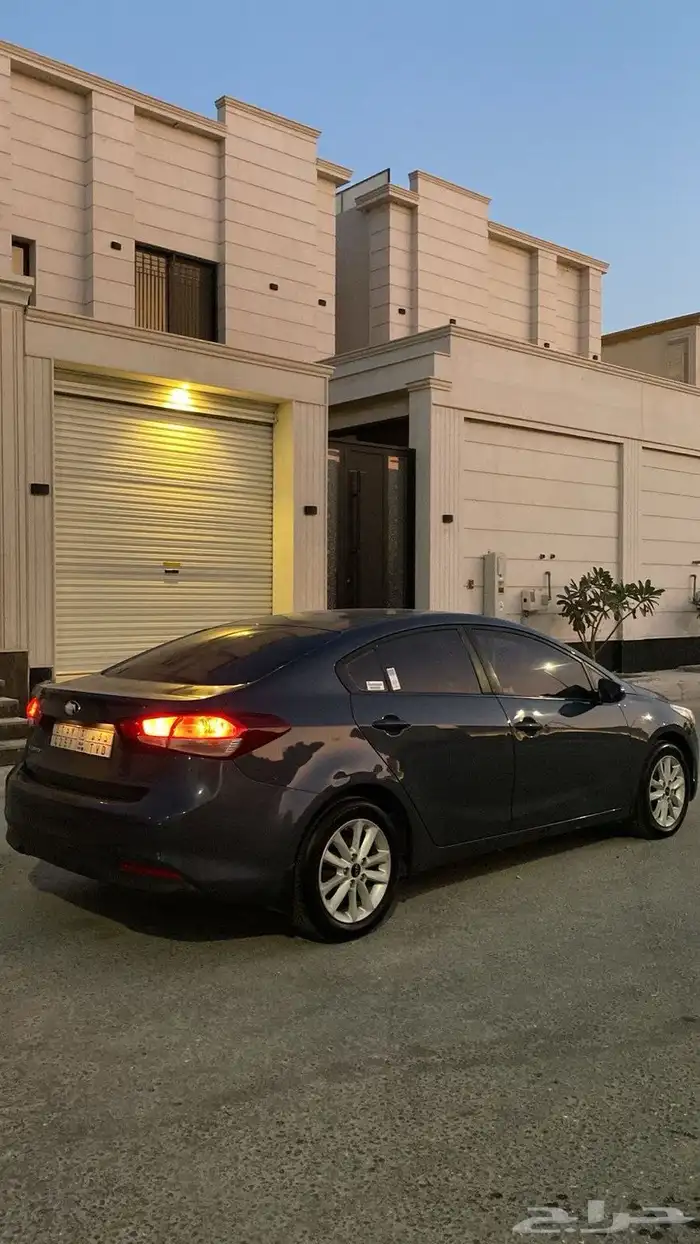 سيراتو كيا 2017 للبيع 1