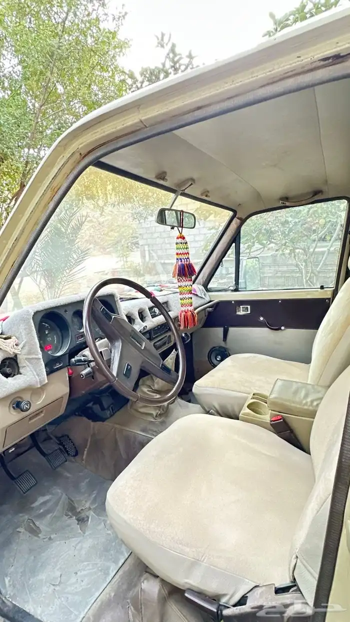 لاندكروزر موديل 83 10