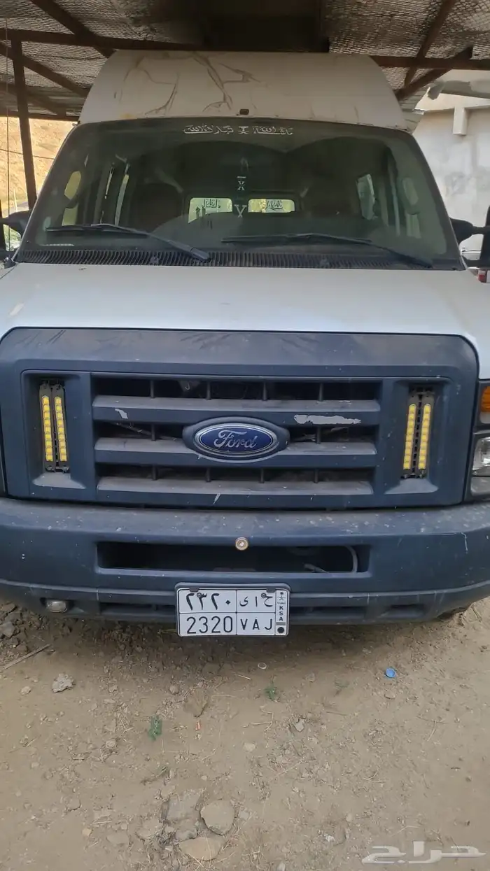 فورد E-350 0