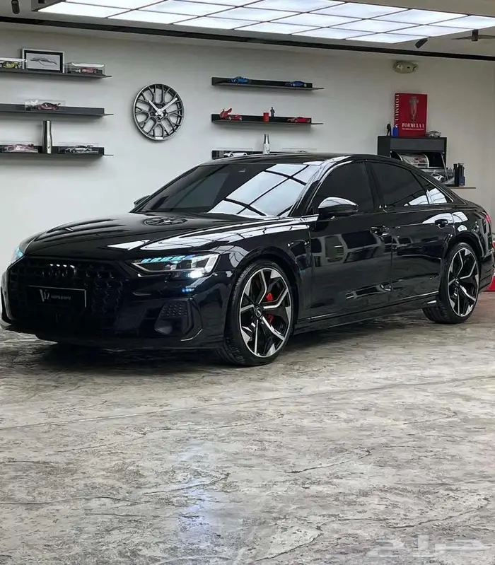 أودي S8 طلبية خاصة  بلاك ايديشن تحت الضمان 1