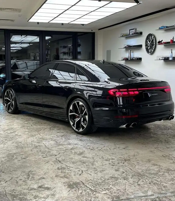 أودي S8 طلبية خاصة  بلاك ايديشن تحت الضمان 0