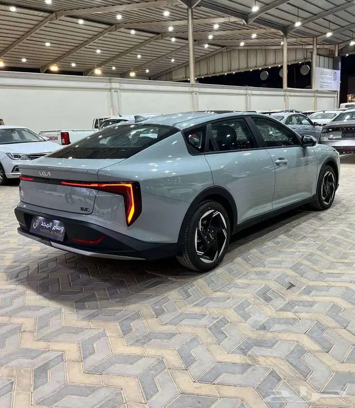 متوفر كيا K4 نص فل GLS 2.0 موديل 2026 بطاقه جمركيه 4