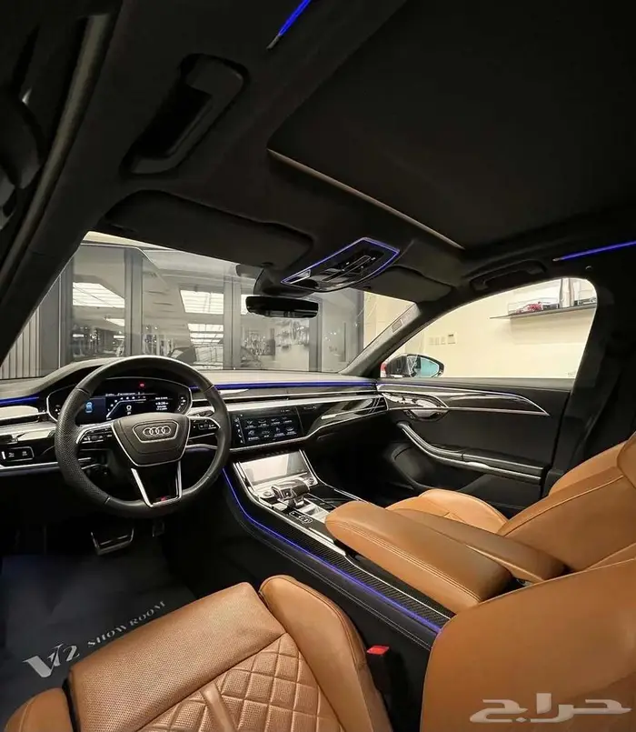 أودي S8 طلبية خاصة  بلاك ايديشن تحت الضمان 4