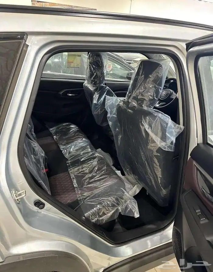 تويوتا اوربان كروزر ستاندر (GL) 2026 أقساط راتب يبدأ من 3500 5