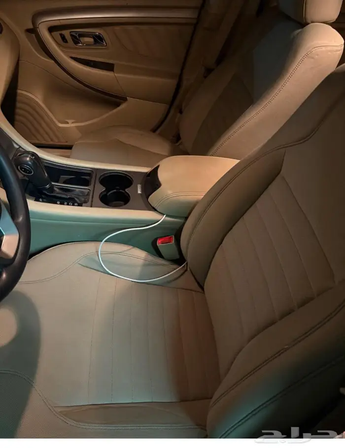 فورد تورس 2017 نظيف 3