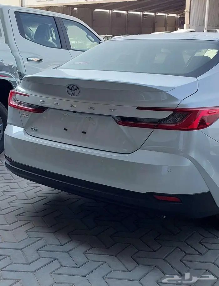 تويوتا كامري LE بنزين 2025- كاش واقساط 5