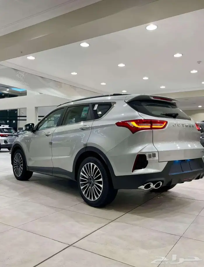 جيتور X70 لاكجري 7 مقاعد موديل 2025 باسعار تنافسيه 4