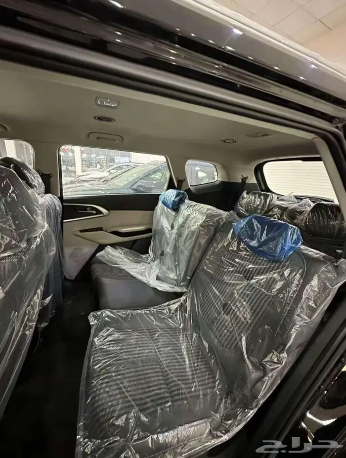 كيا كارنز نص فل 7 مقاعد موديل 25 كاش واقساط 11