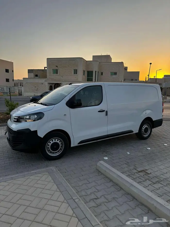 بيجو اكسبيرت موديل 2025 أصفار 4