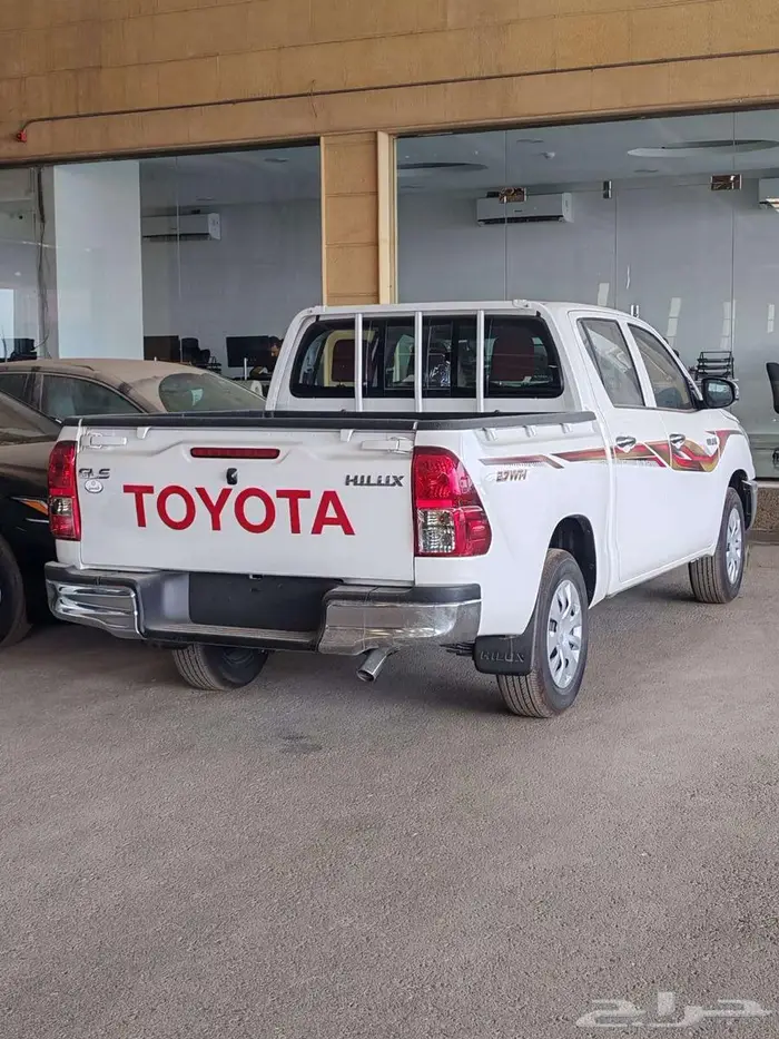 هايلوكس غمارتين بنزين بدون دبل توماتيك 2025 متوفر لدى الحسن 2