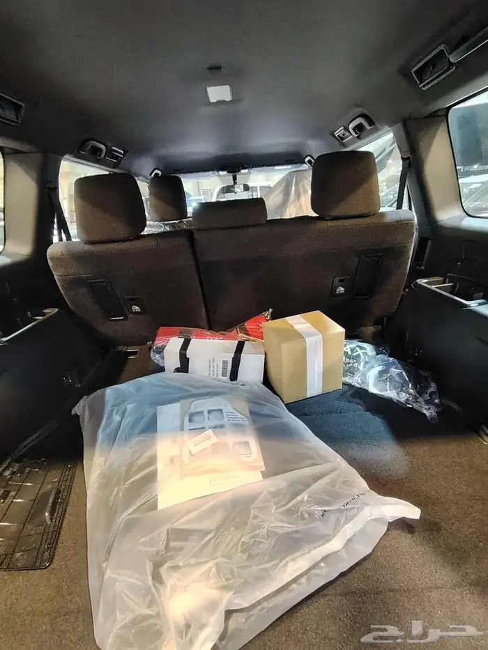 برادو TX موديل 2025 بنزين ستاندرد حبه فقط لون اسود 49