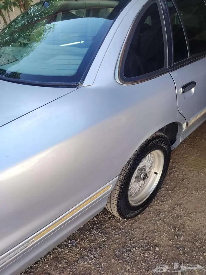 للبيع فورد الفراشة موديل 1997 شغال مكيف مكينه قير طيبة 16