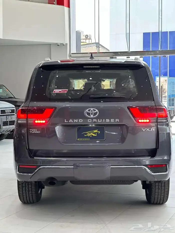 لاندكروزر 2025 VX.R اصفار سعودي كاش وتقسيط 3