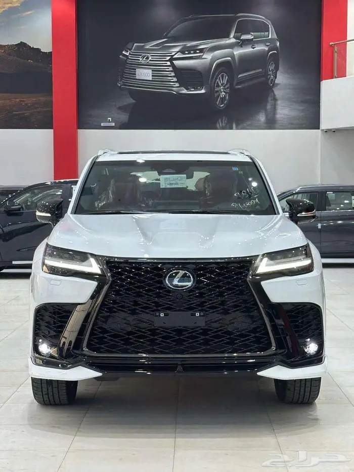 لكزس LX600 اف سبورت - سعودي- 2025 كاش بدون ارباح عرض 50 50 1