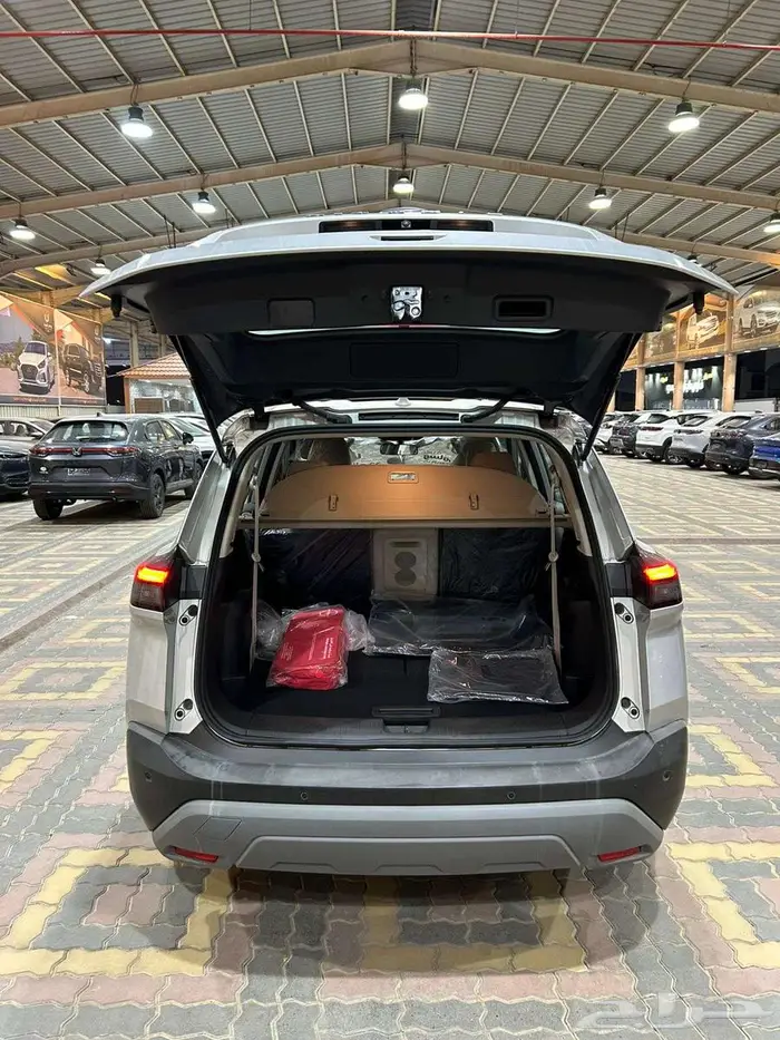 نيسان اكستريل 7 مقاعد دبل 2026 سعودي 10