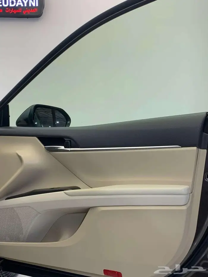 تويوتا كامري 2022 LE 20