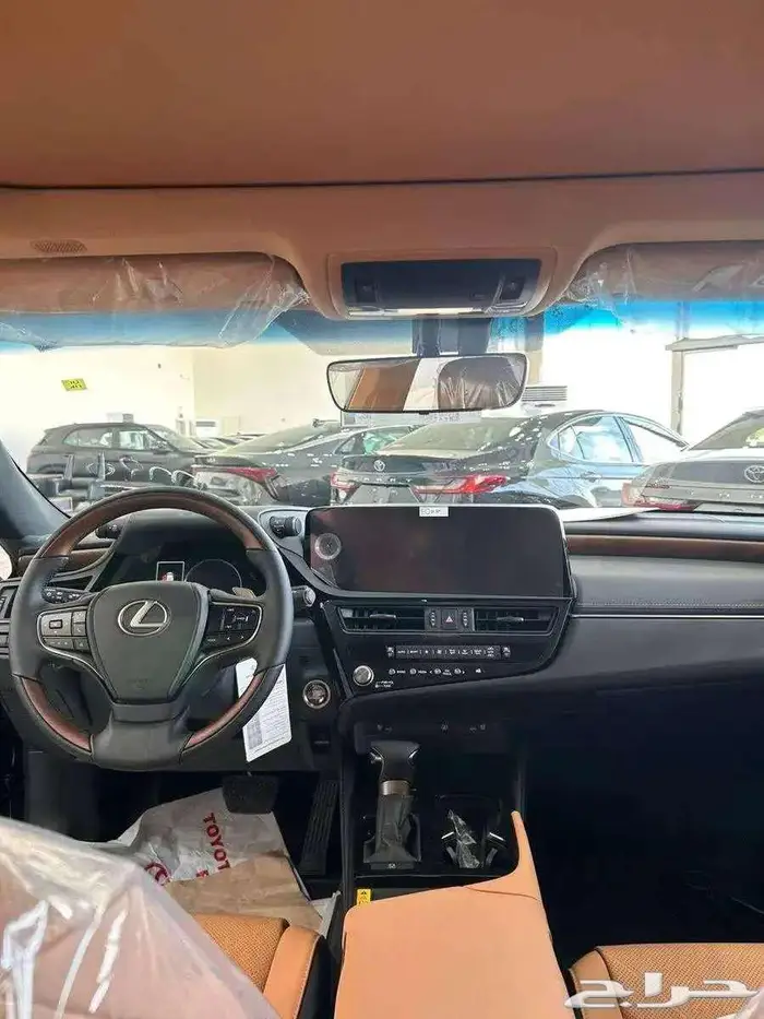 لكزس es350 cc موديل 2025 كاش و أقساط 6