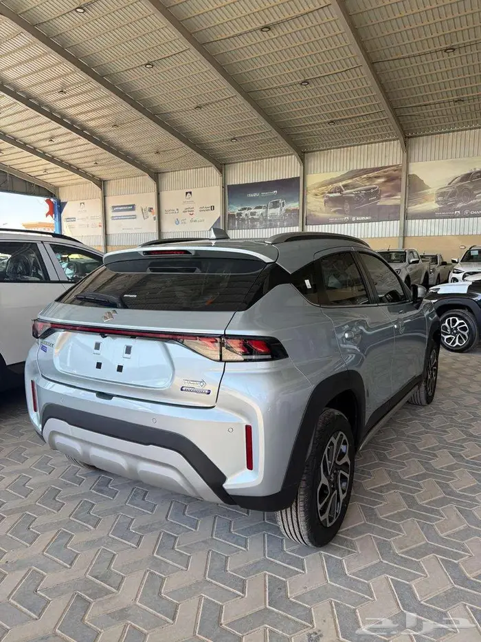 سوزوكي فرونكس 2025 فل كامل واستاندر 10