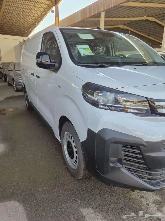 بيجو اكسبيرت 2025 14