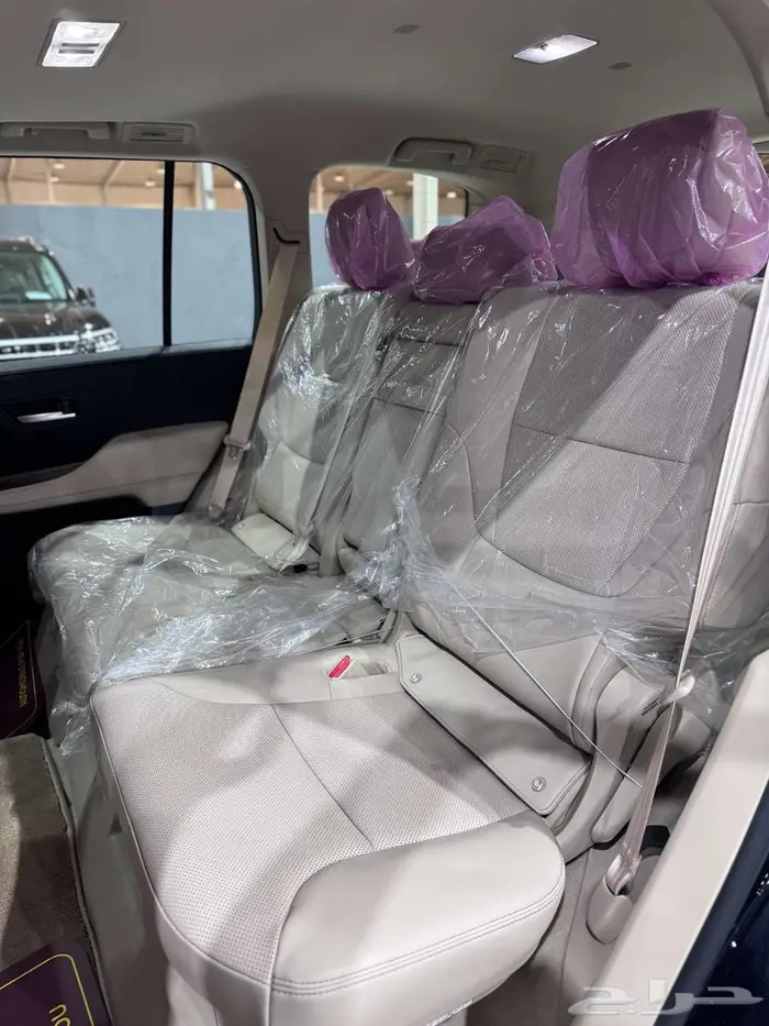 تويوتا لاند كروزر GX.R موديل 2025 7