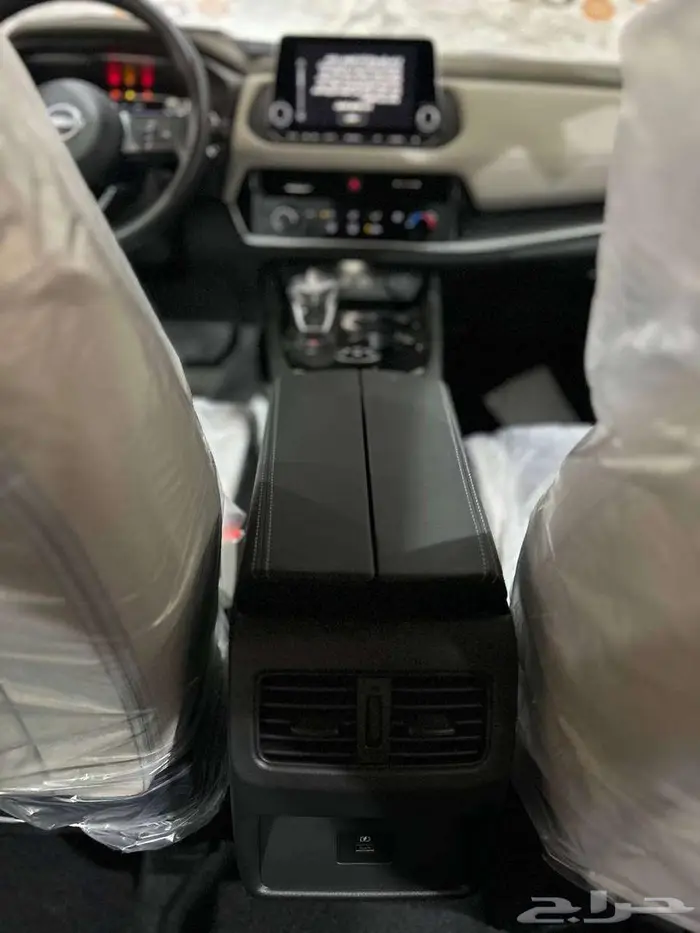 عرض خاص نيسان اكس تريل 7 مقاعد دبل موديل 2026 بطاقه جمركيه 9