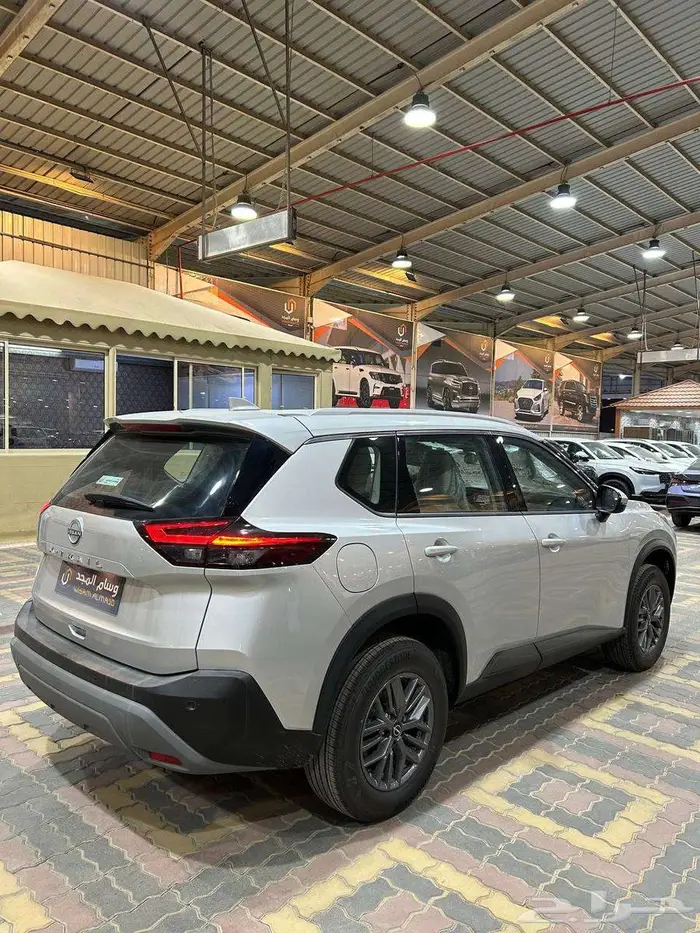 عرض خاص نيسان اكس تريل 7 مقاعد دبل موديل 2026 بطاقه جمركيه 3