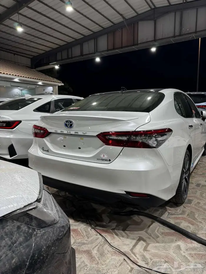تويوتا كامري جراند هايبرد 2022 2