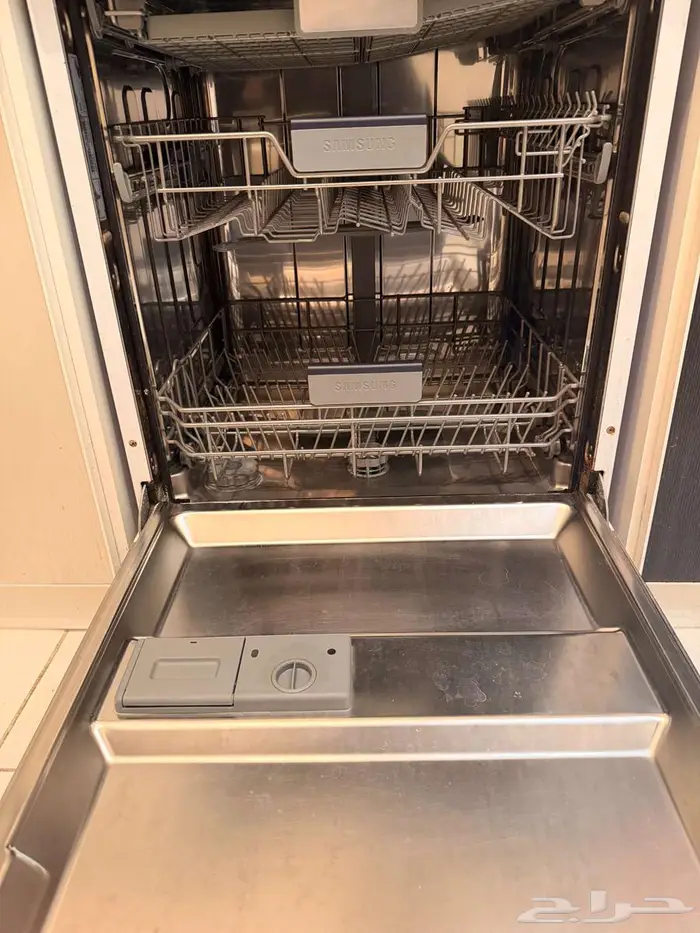 غسالة صحون من شركة سامسونج 1