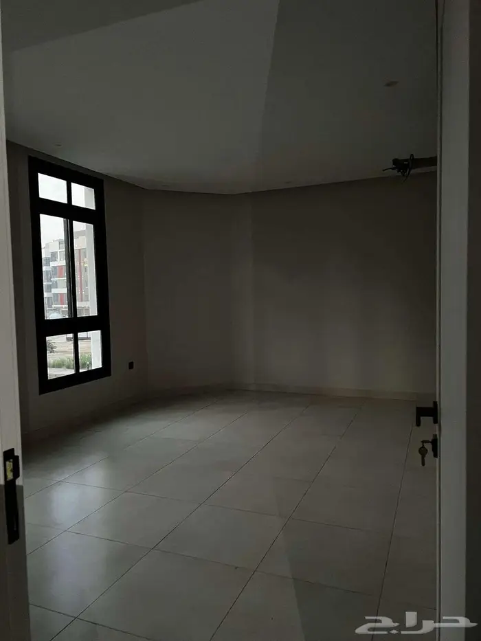 شقق فاخره للايجار 4 غرف 9