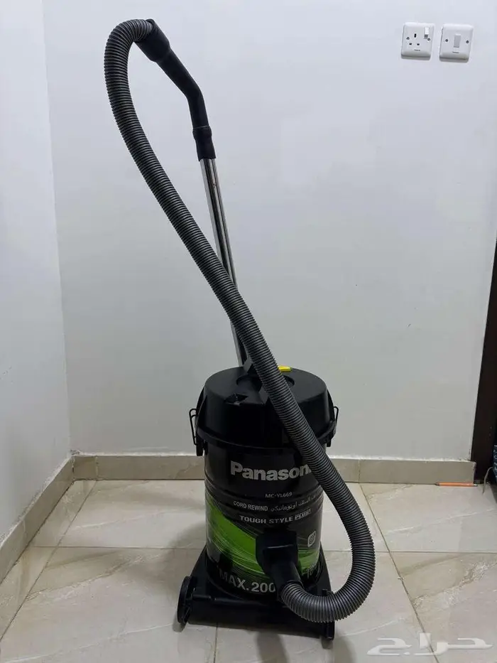 Panasonic Vacuum Cleaner  2000W  18L 0