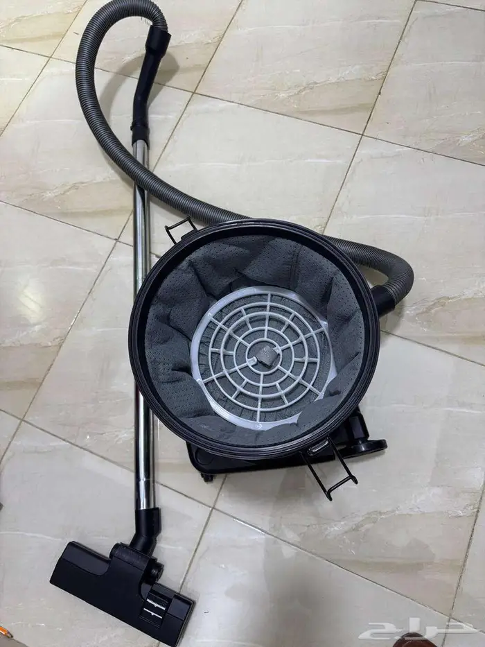 Panasonic Vacuum Cleaner  2000W  18L 2