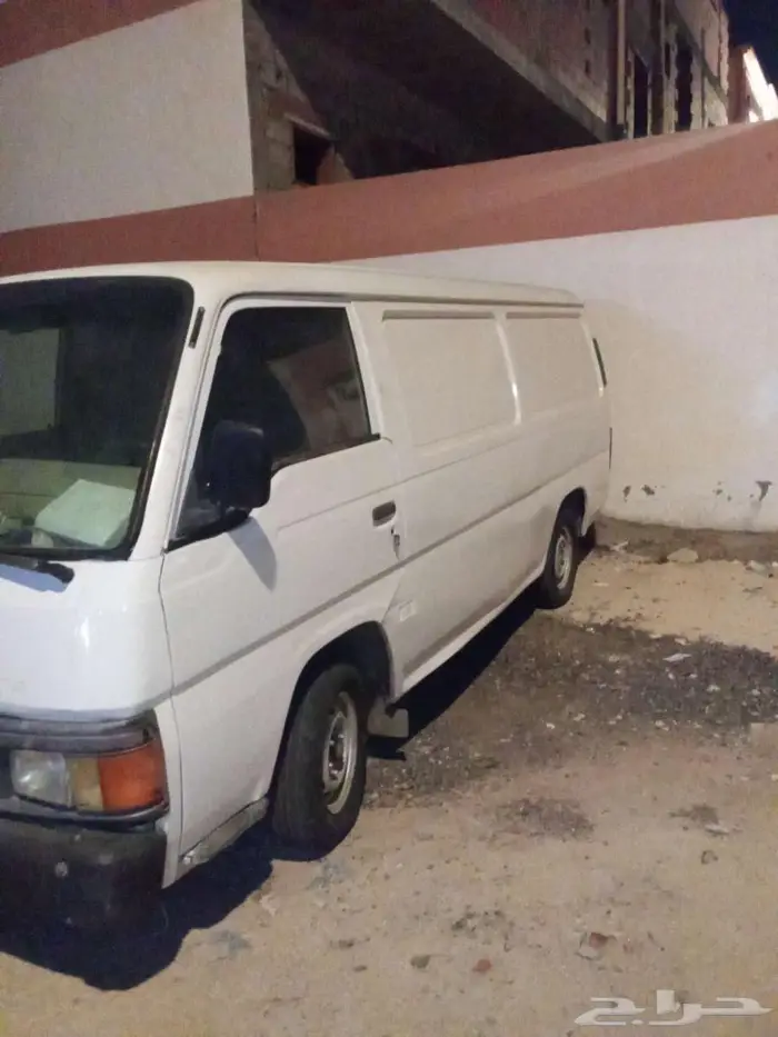 باص نيسان للبيع مستعجل 3