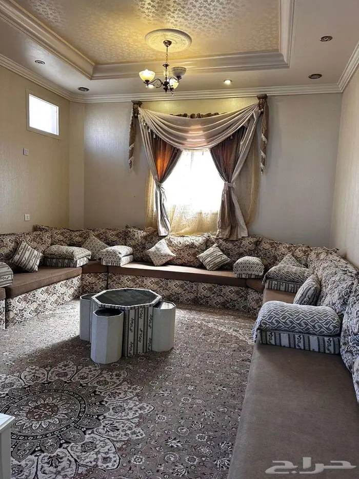 كنب و زوليه للبيع 0