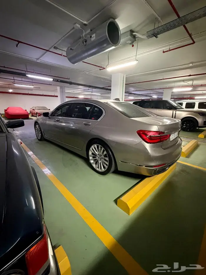BMW 750LI 2016 فل كامل مالك اول 4