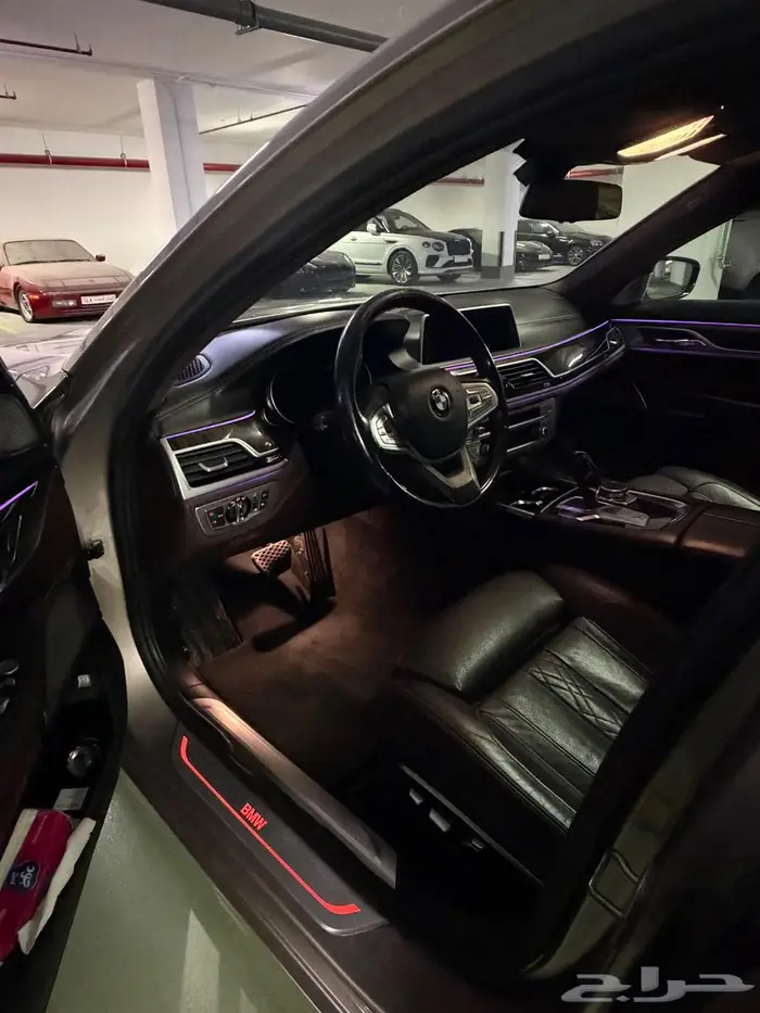 BMW 750LI 2016 فل كامل مالك اول 10