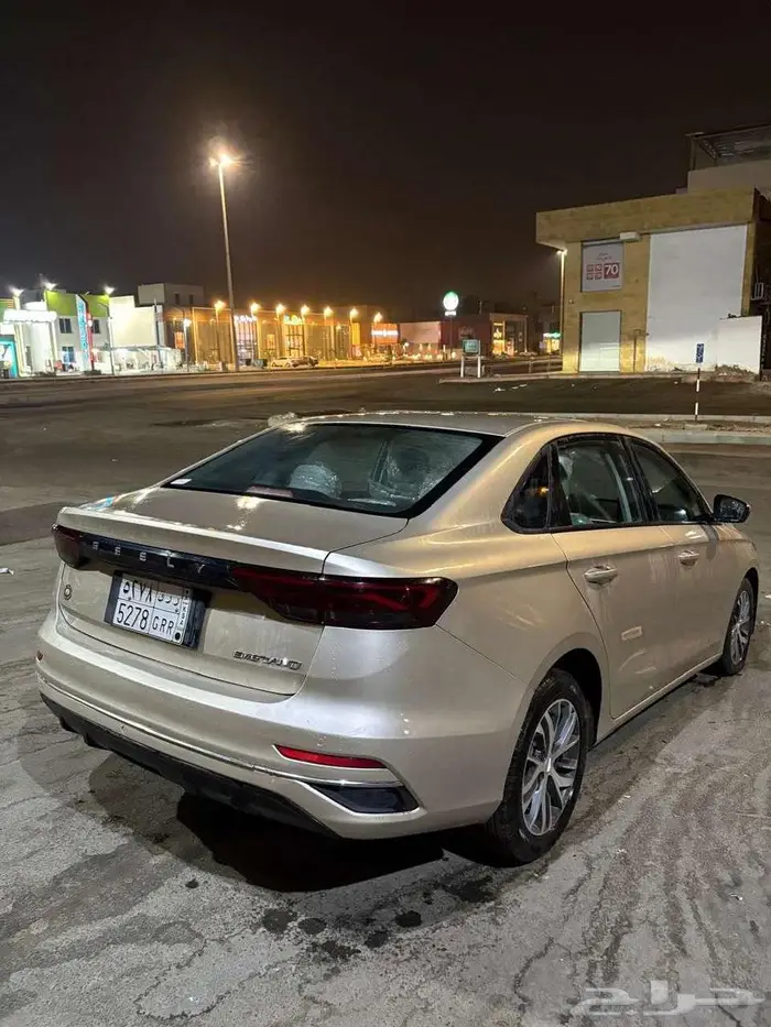 جيلي أميجراند 2023 4