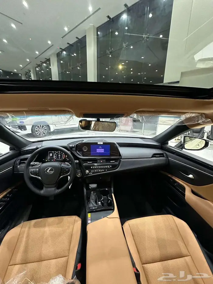لكزس Es250 موديل 2025 كاش وتقسيط جميع البنوك 8