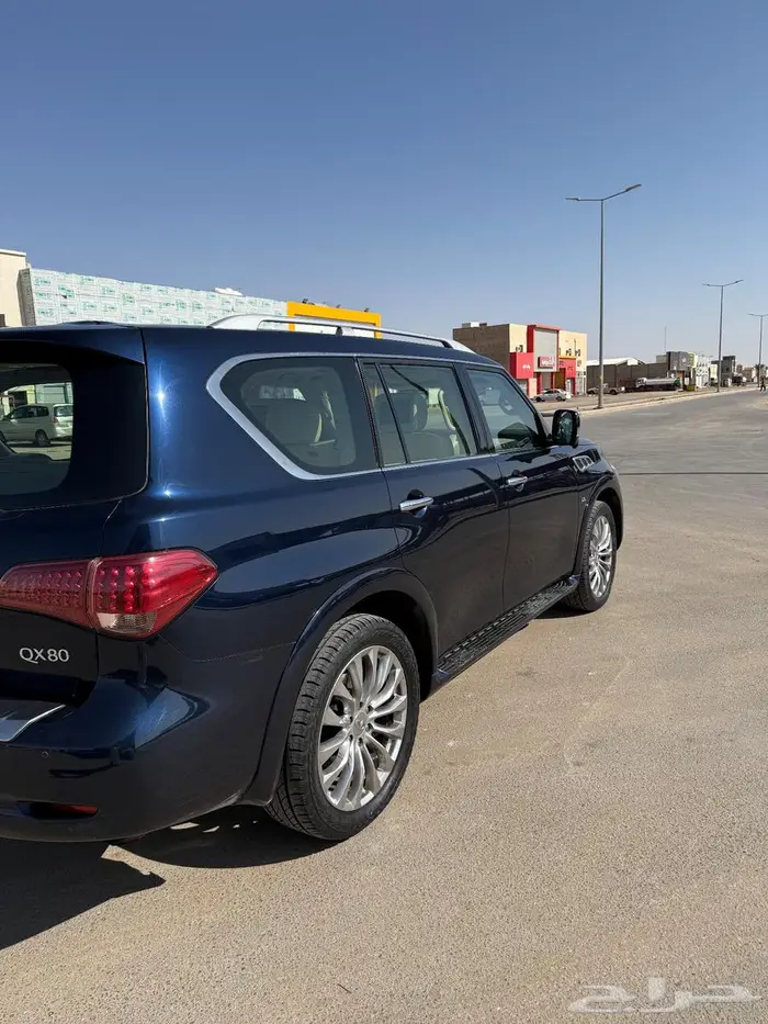 انفينتي QX80 2016 11