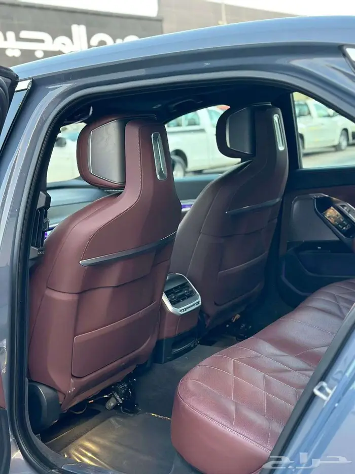 بي ام دبليوا 735Li موديل 2023 تم البيع 7