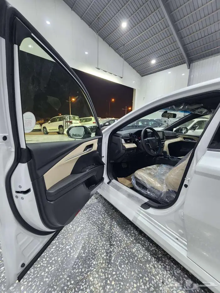 كامري E جنوط 2025 أقل سعر بالسوق 10