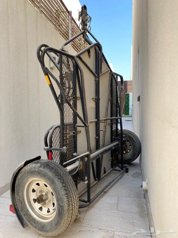 عربة هارلي للبيع نوع Kendon تحمل دراجتين 1