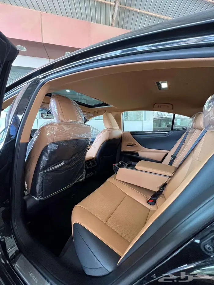 لكزس ES350فئةCA الساير موديل2025جميع الالوان لدى الفريدي 3