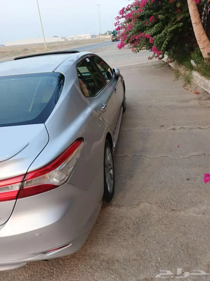 كامري 2018نظيفه وعلى الشرط 16