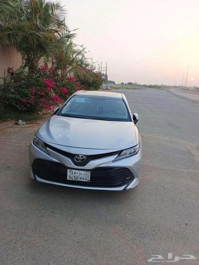 كامري 2018نظيفه وعلى الشرط 20