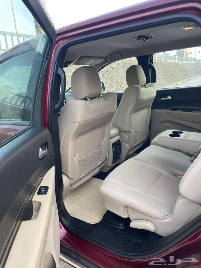 دوج دورانجو بحالة ممتازة 2021 SXT 17