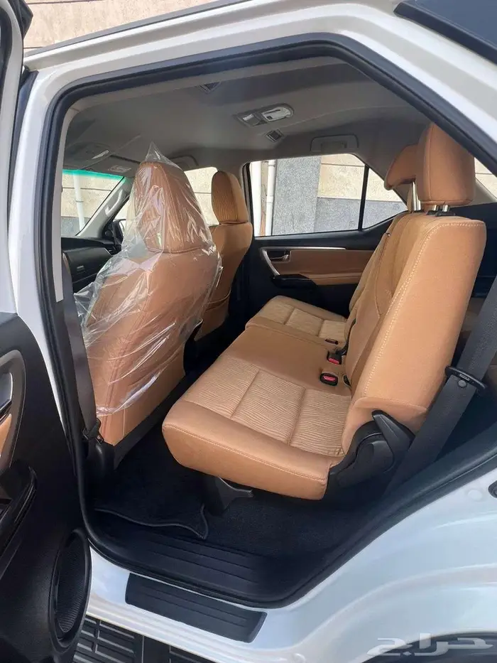 تويوتا فورشنر 2023 VX - سلندر 6 ماشي 25 الف فقط 13