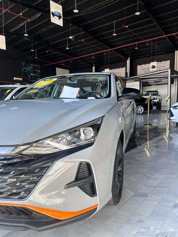 سيارة اصفار بسعر خرافي 0